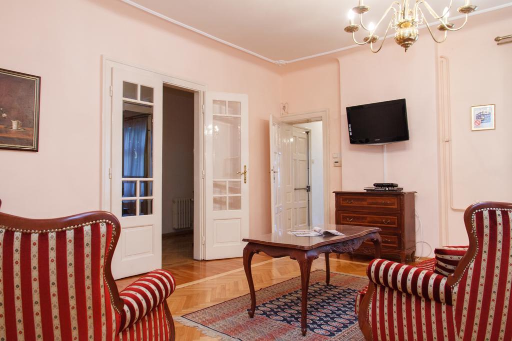 Central Belgrade Apartments 1 Номер фото
